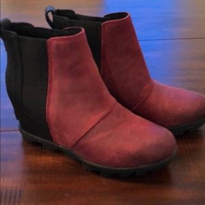 Sorel wedge size 9